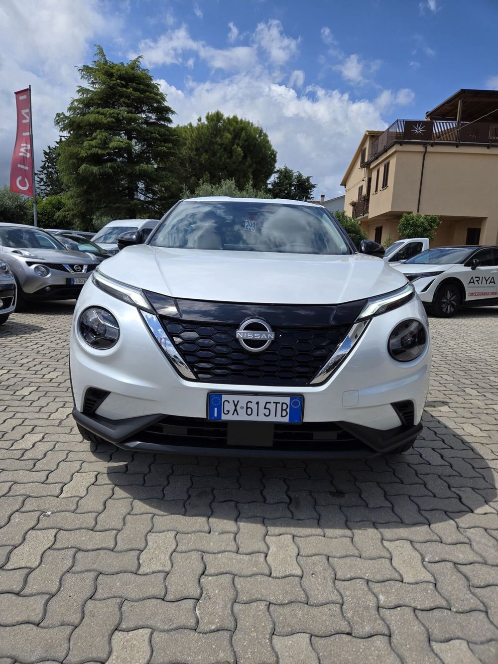 Nissan Juke nuova a Macerata (2)