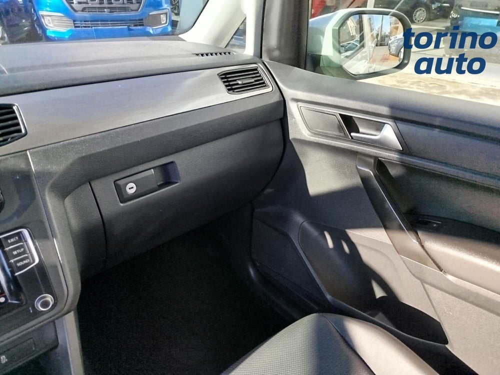 Volkswagen Caddy usata a Torino (20)