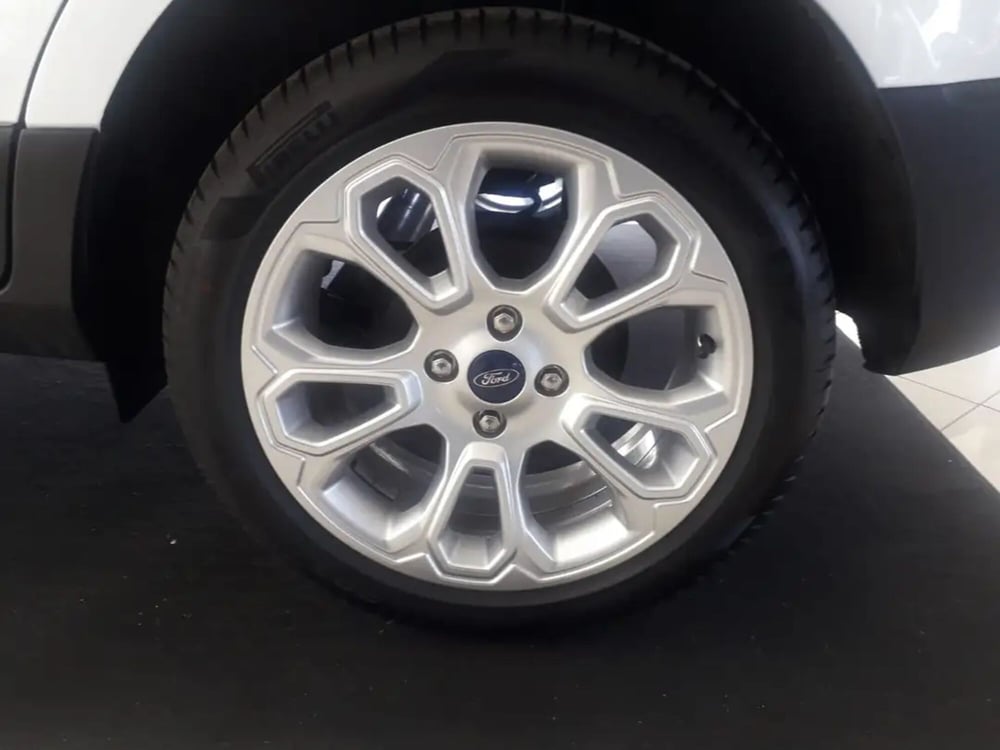 Ford EcoSport nuova a Latina (6)