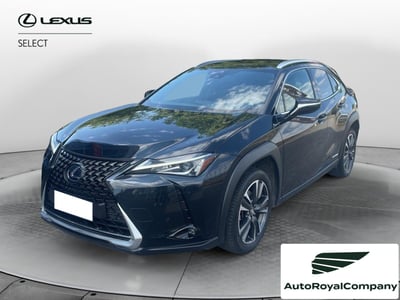 Lexus UX Hybrid 4WD Premium del 2021 usata a Roma