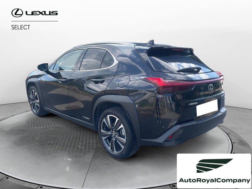 Lexus UX usata a Roma (3)