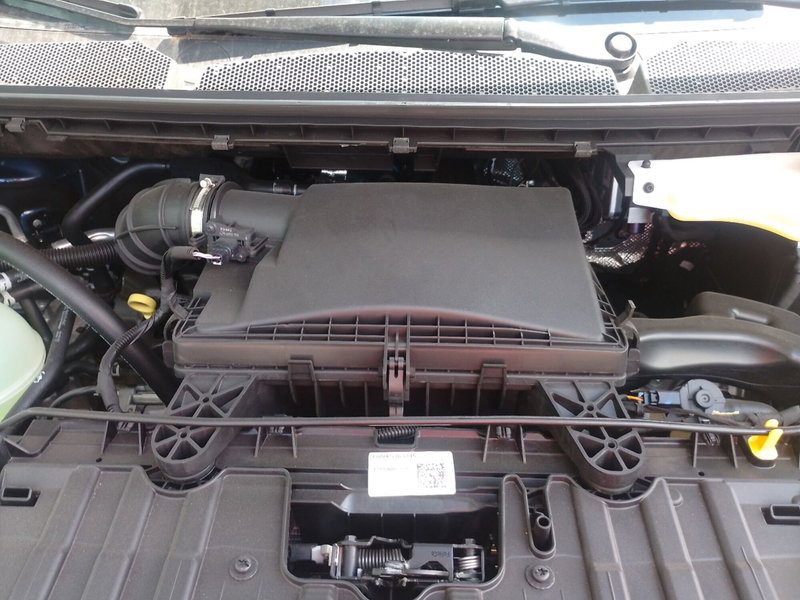 Ford Tourneo Custom nuova a Latina (15)