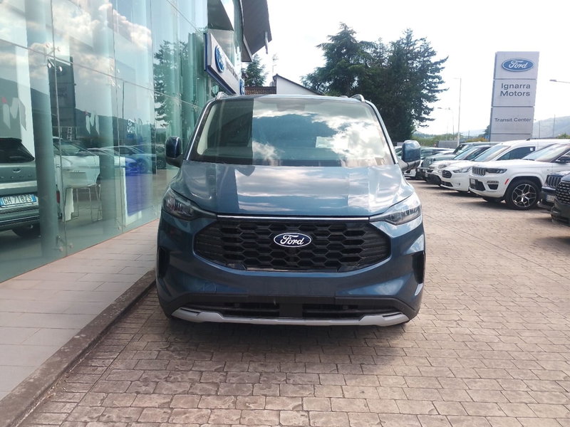 Ford Tourneo Custom nuova a Latina (4)
