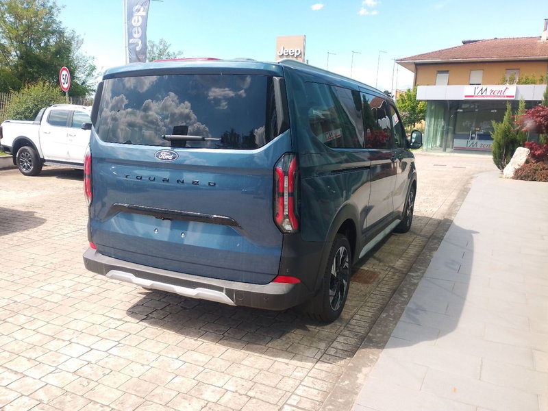 Ford Tourneo Custom nuova a Latina (6)