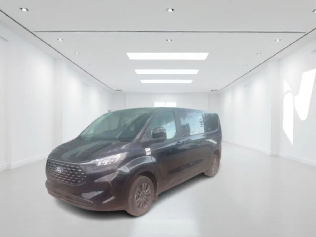 Ford Tourneo Custom nuova a Latina