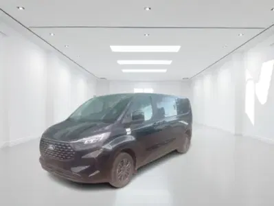 Ford Tourneo Custom 320 2.0 EcoBlue 170CV aut. PL Titanium nuova a Latina
