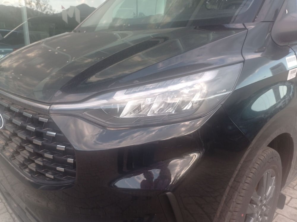 Ford Tourneo Custom nuova a Latina (10)