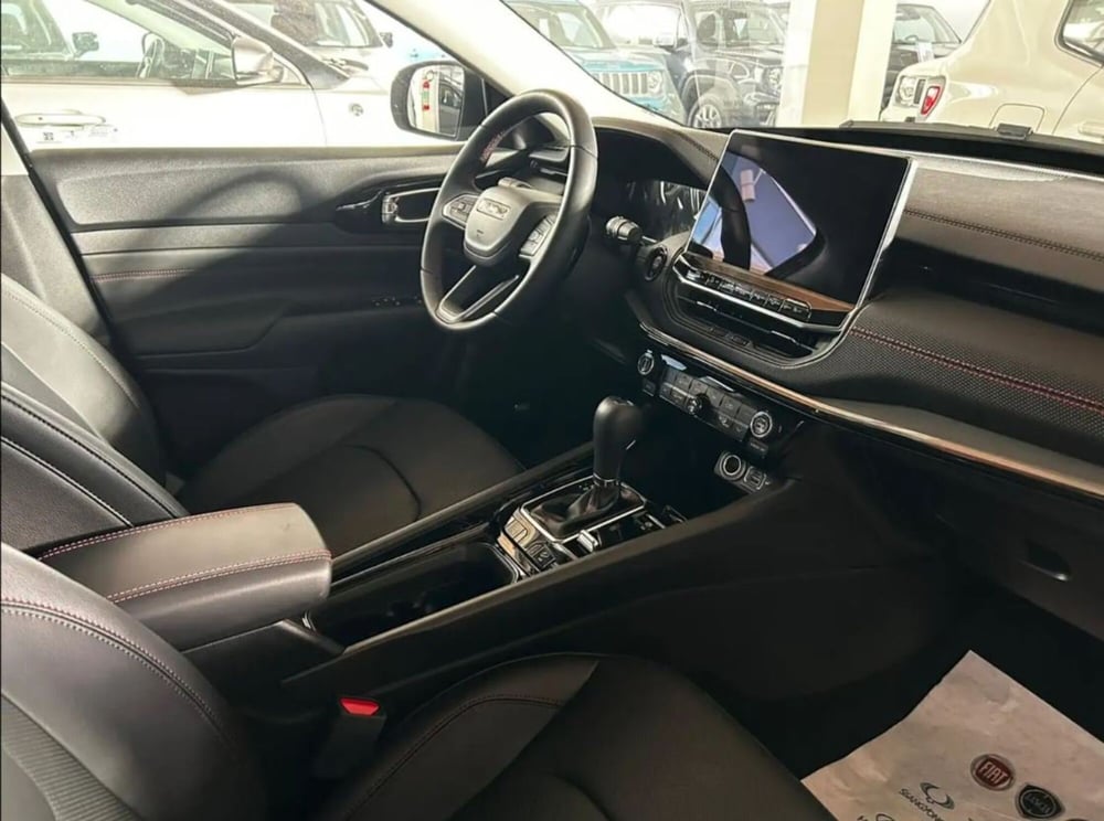 Jeep Compass nuova a Latina (5)