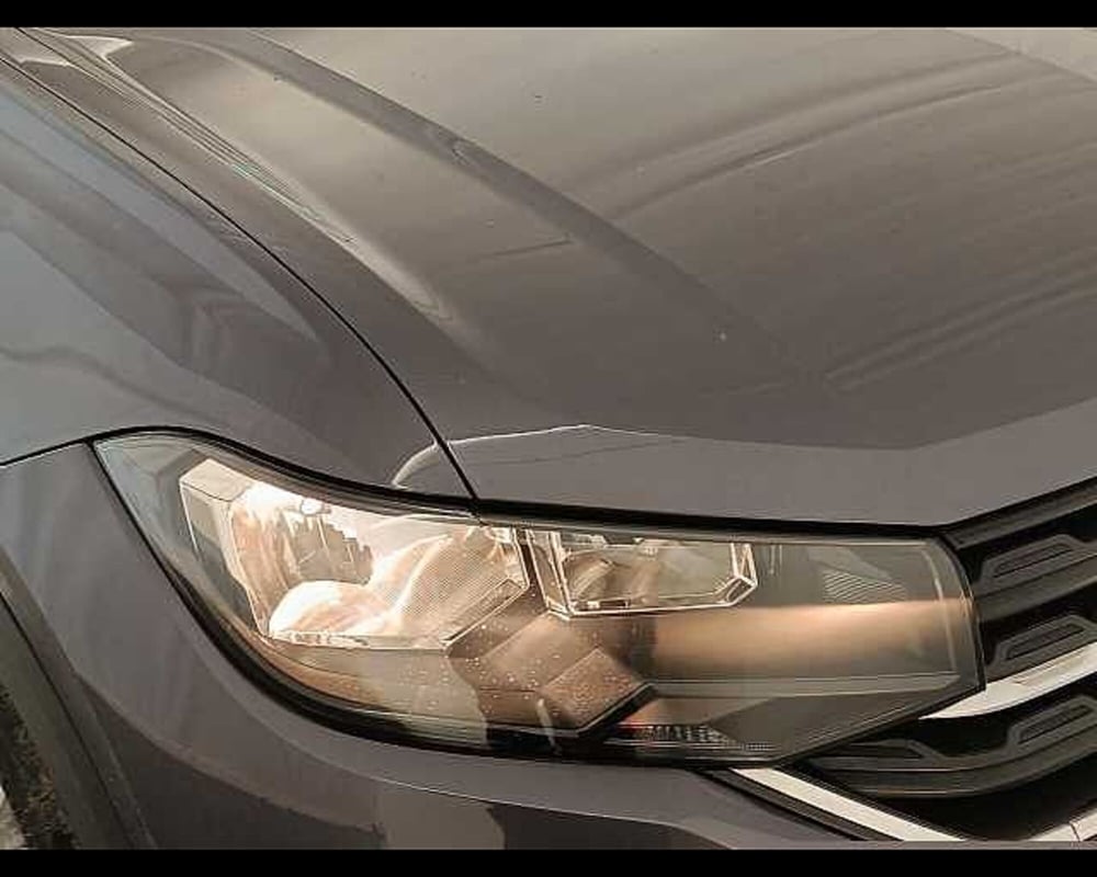 Volkswagen T-Cross usata a Roma (12)