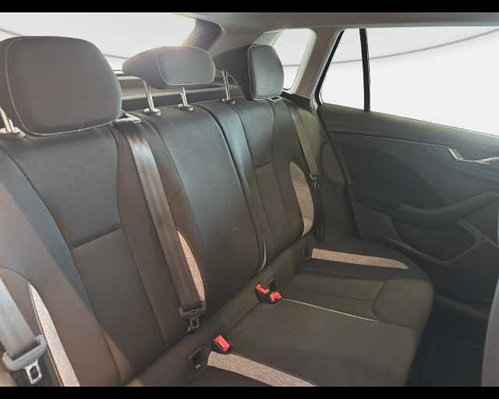 Skoda Kamiq usata a Roma (9)