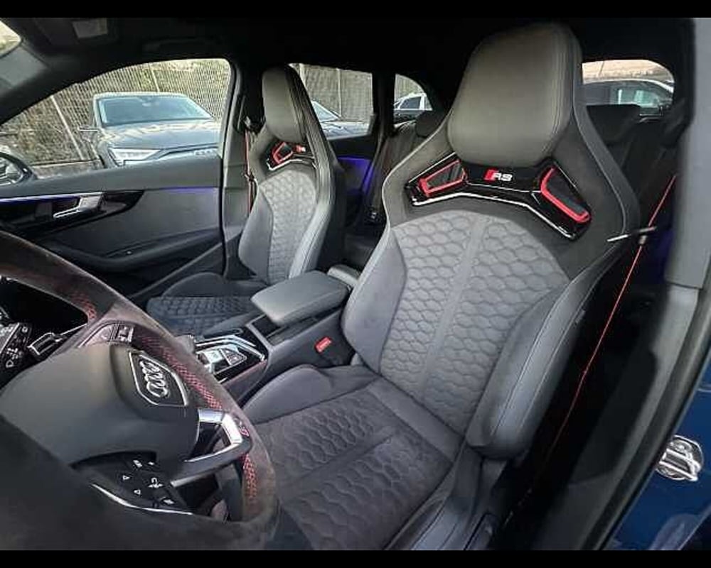 Audi RS 4 Avant nuova a Roma (17)