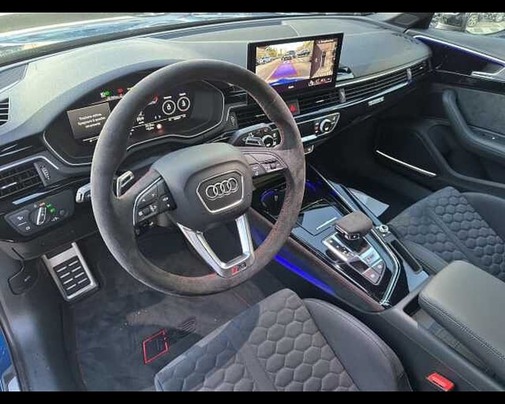 Audi RS 4 Avant nuova a Roma (18)
