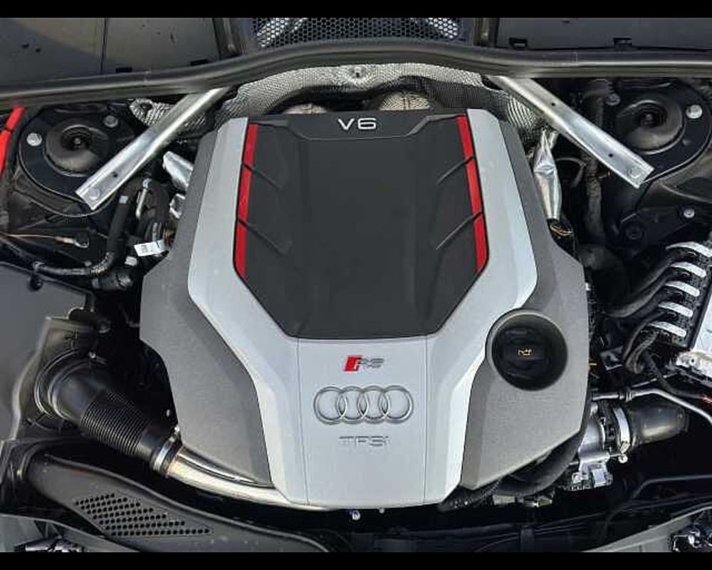 Audi RS 4 Avant nuova a Roma (20)