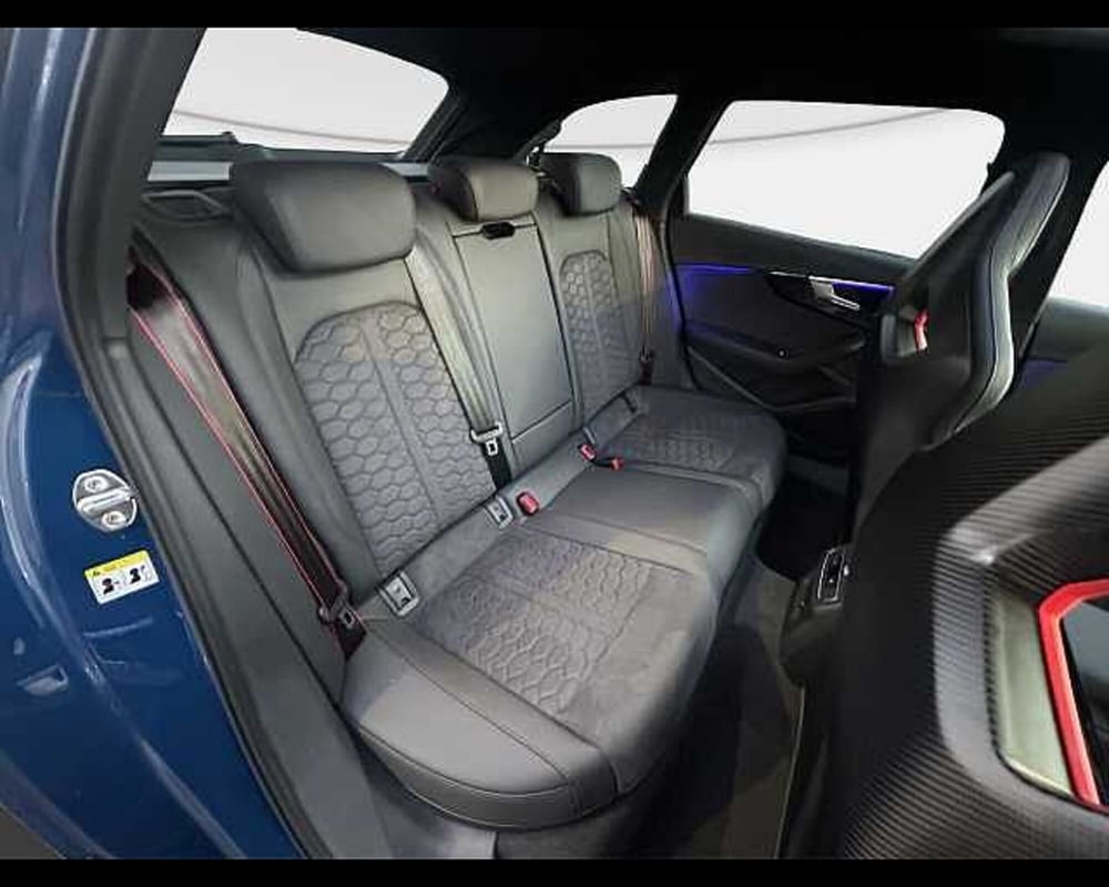 Audi RS 4 Avant nuova a Roma (9)
