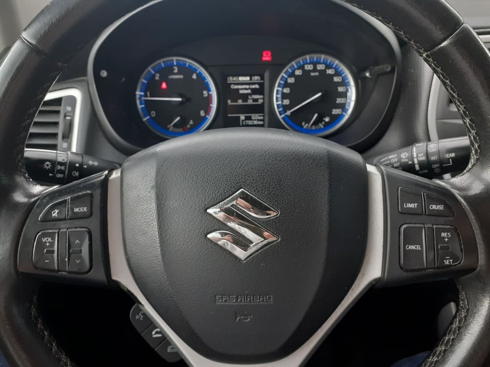 Suzuki S-Cross usata a Modena (9)
