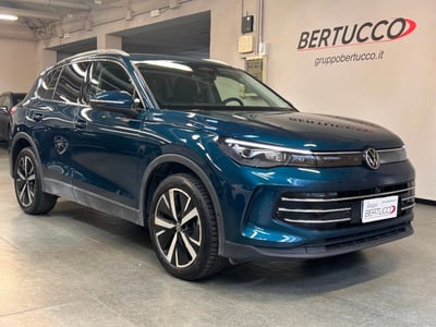 Volkswagen Tiguan 2.0 tdi Elegance 150cv dsg del 2024 usata a Verona