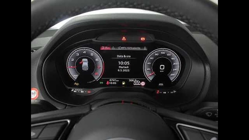 Audi Q2 usata a Palermo (11)