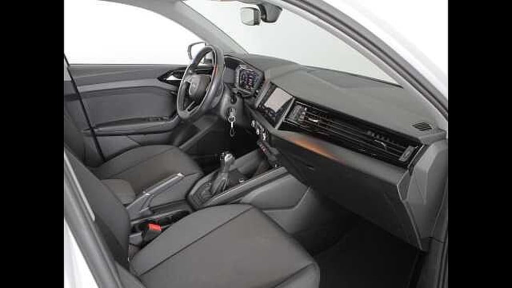 Audi A1 allstreet usata a Palermo (9)