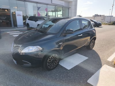 Lancia Ypsilon 1.3 MJT 16V 95 CV 5 porte S&amp;S Black&amp;Red del 2015 usata a Reggio Calabria