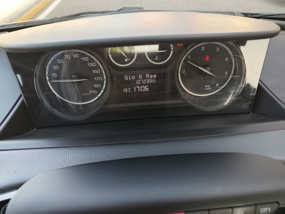 Lancia Ypsilon usata a Reggio Calabria (14)