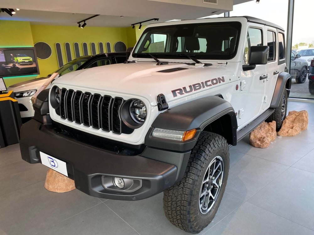 Jeep Wrangler Unlimited nuova a Milano