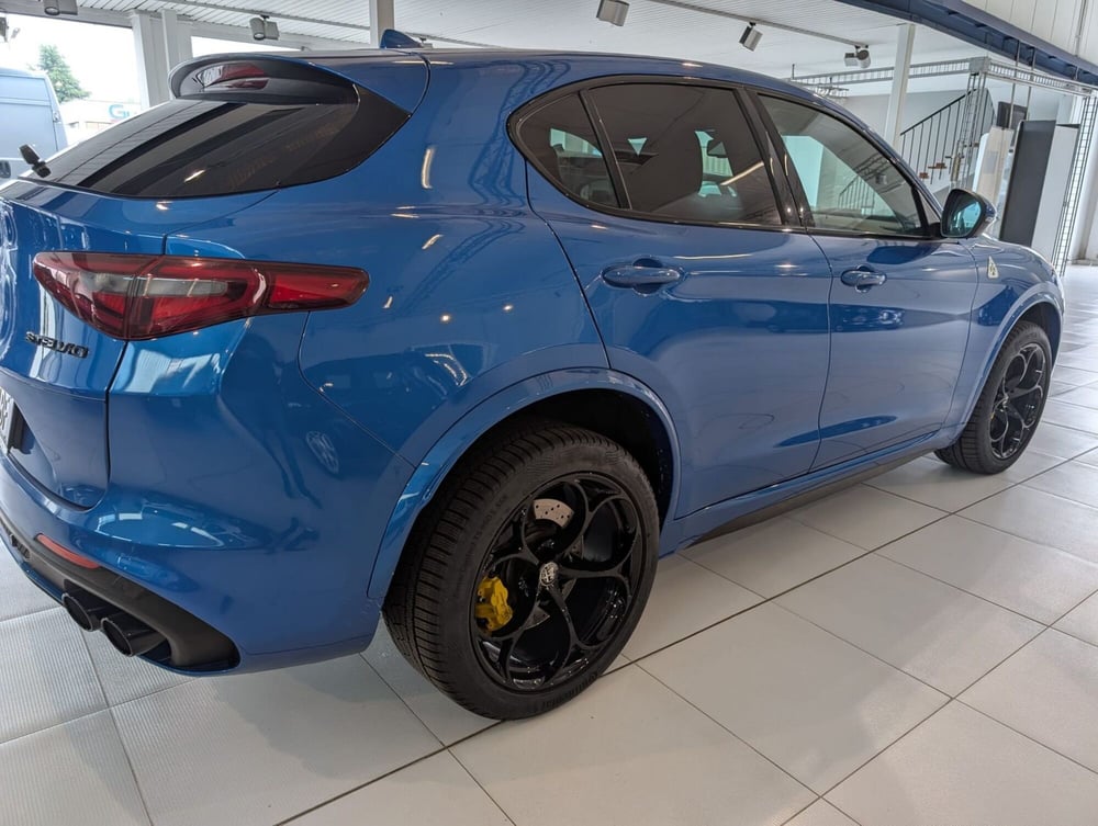 Alfa Romeo Stelvio usata a Milano (7)