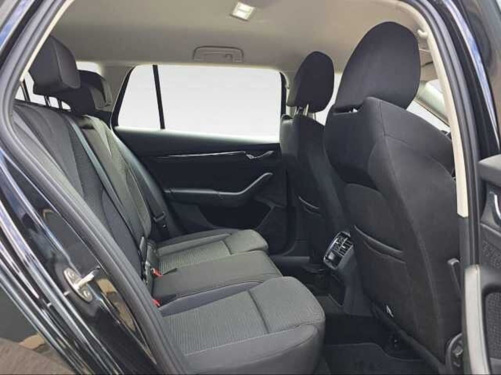 Skoda Octavia Station Wagon usata a Siena (14)