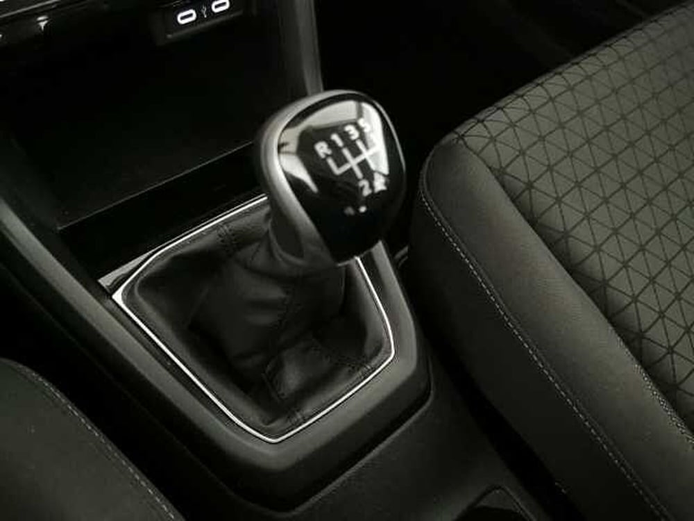 Volkswagen T-Cross usata a Chieti (15)