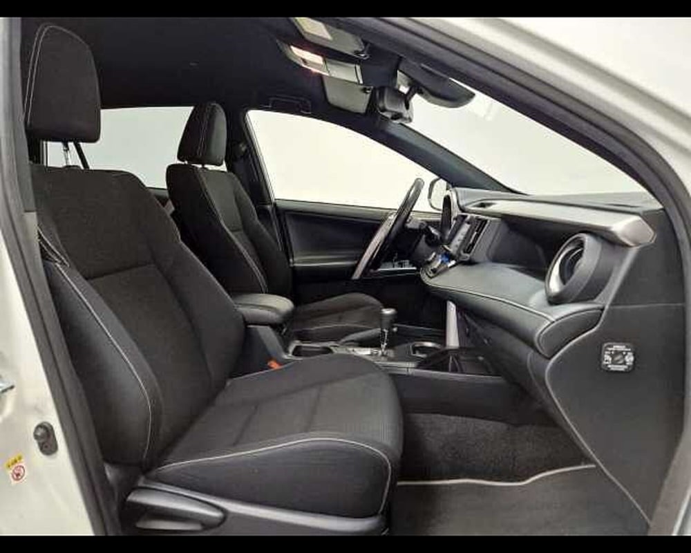 Toyota Rav4 usata a Milano (10)