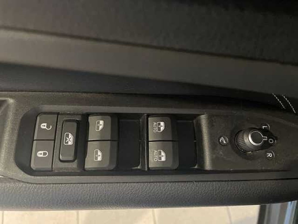 Jeep Compass usata a Salerno (13)