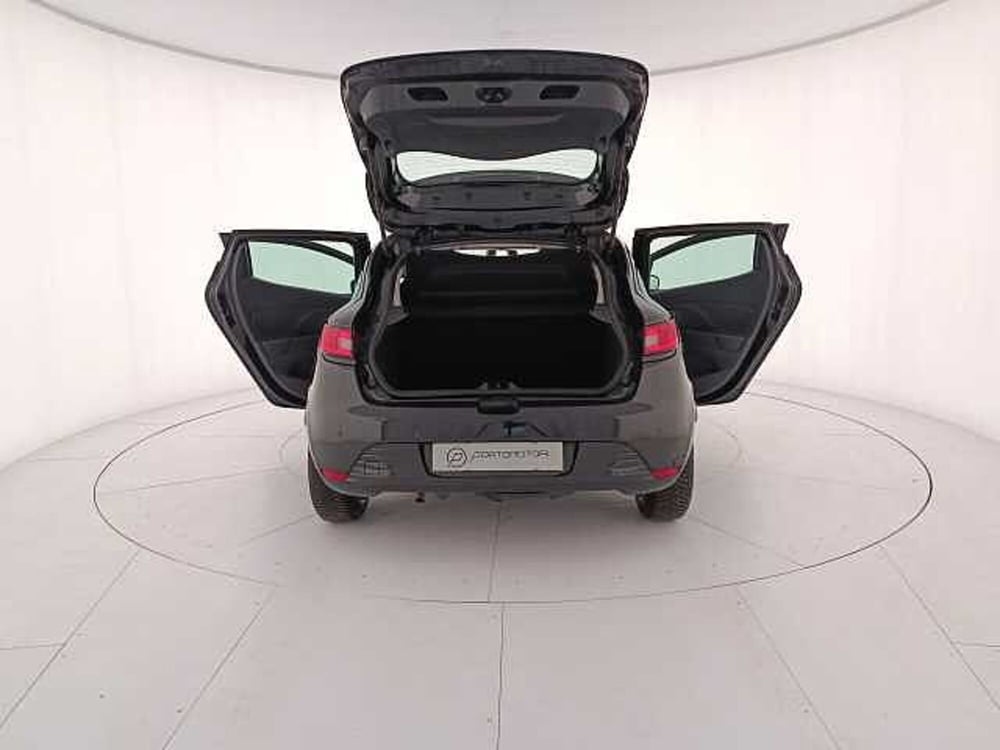 Renault Clio usata a Venezia (7)