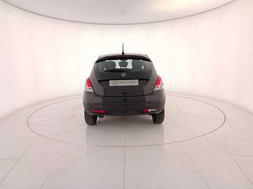 Lancia Ypsilon usata a Venezia (3)