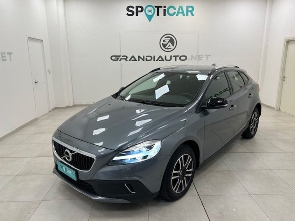 Volvo V40 Cross Country usata a Alessandria