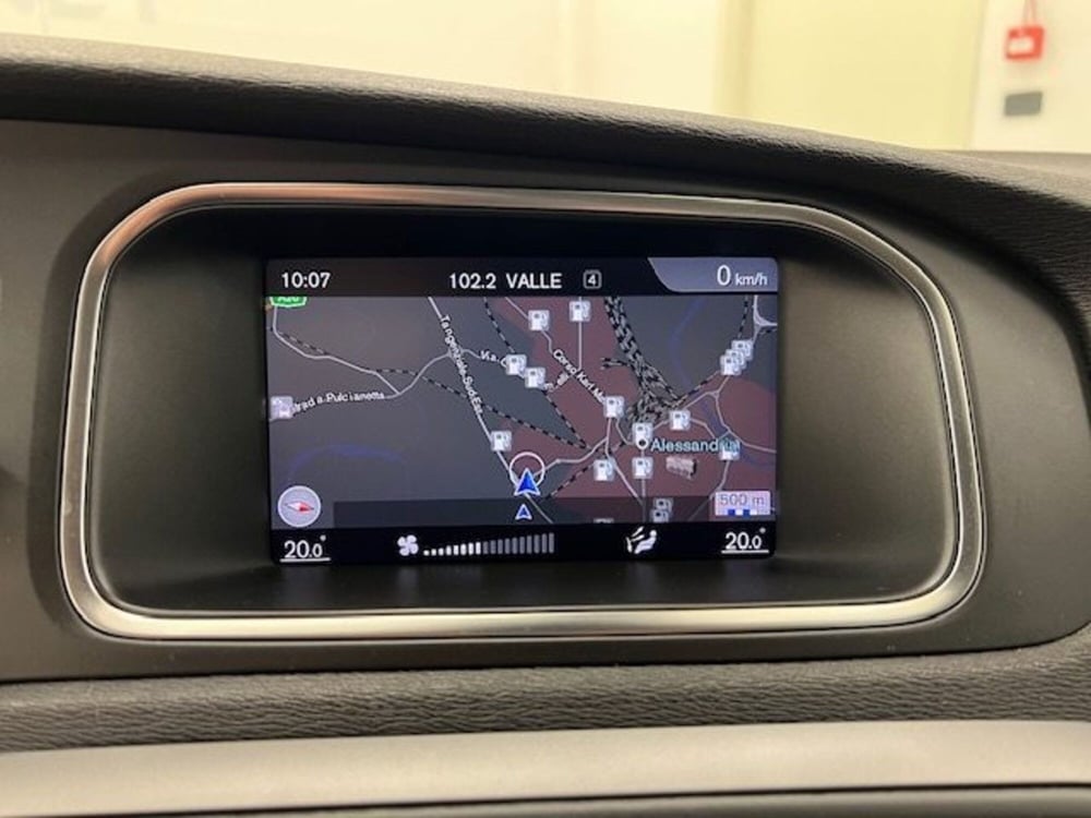 Volvo V40 Cross Country usata a Alessandria (11)