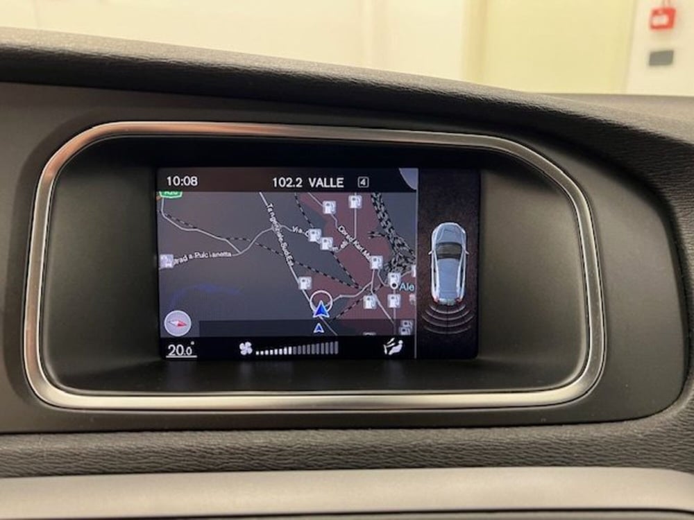 Volvo V40 Cross Country usata a Alessandria (13)