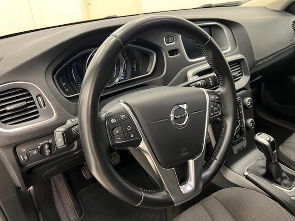 Volvo V40 Cross Country usata a Alessandria (7)