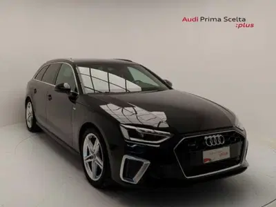 Audi A4 Avant 40 TDI quattro S tronic S line edition del 2024 usata a Pratola Serra