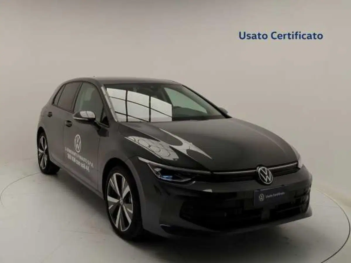 Volkswagen Golf nuova a Avellino