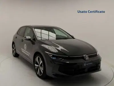 Volkswagen Golf 1.5 tsi ehybrid Edition 204cv dsg nuova a Pratola Serra