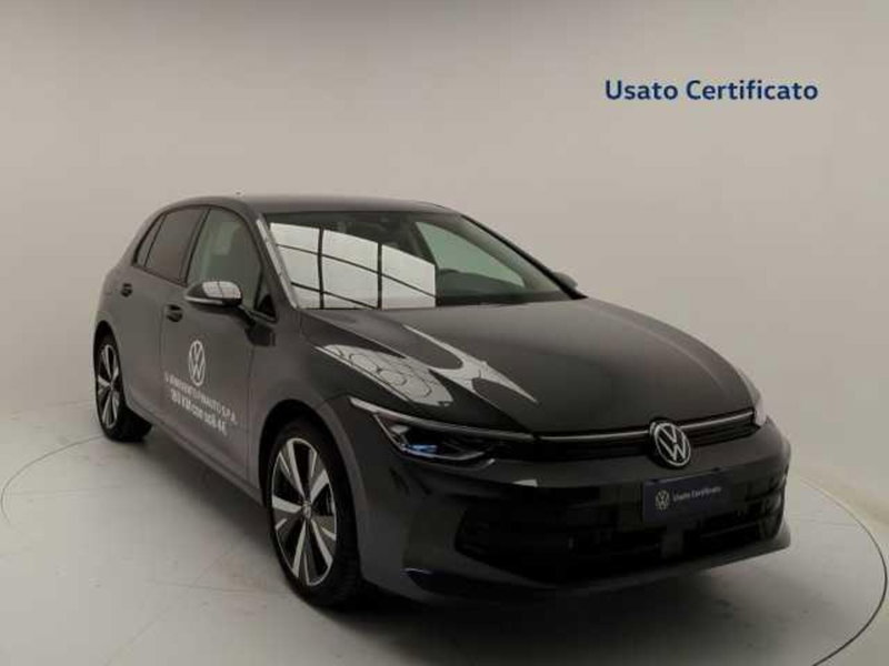 Volkswagen Golf nuova a Avellino