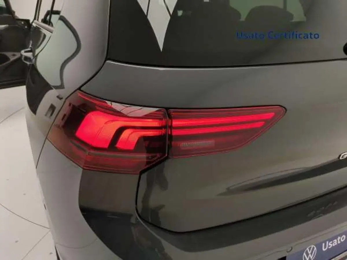 Volkswagen Golf nuova a Avellino (13)