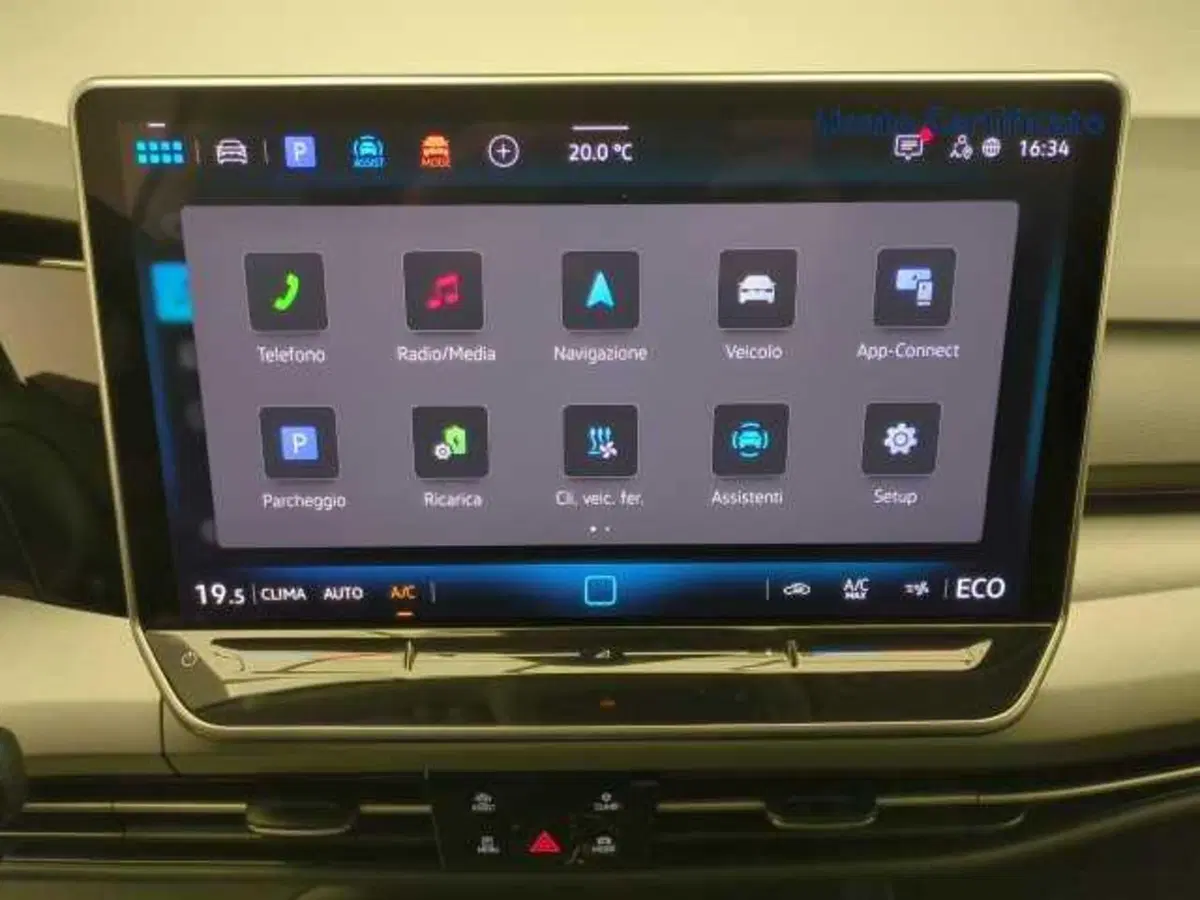 Volkswagen Golf nuova a Avellino (19)