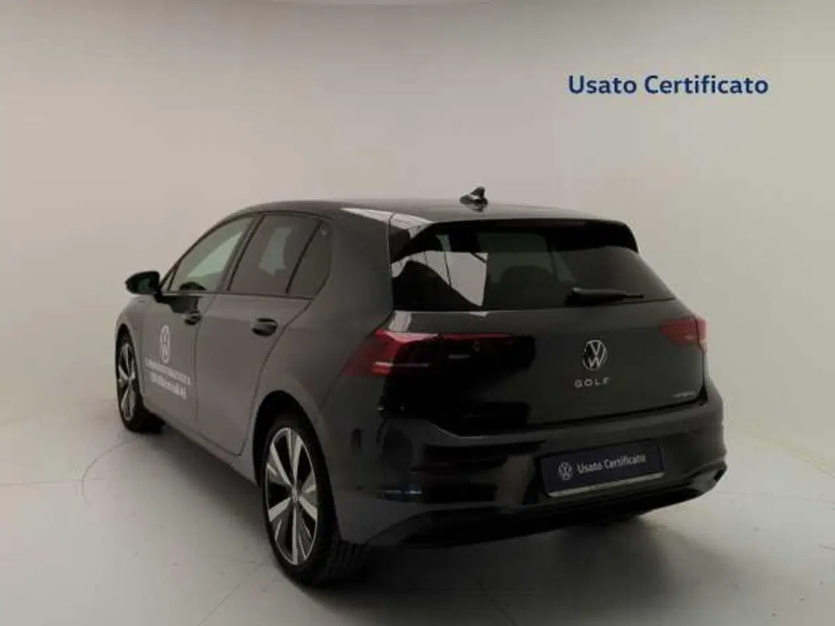 Volkswagen Golf nuova a Avellino (5)