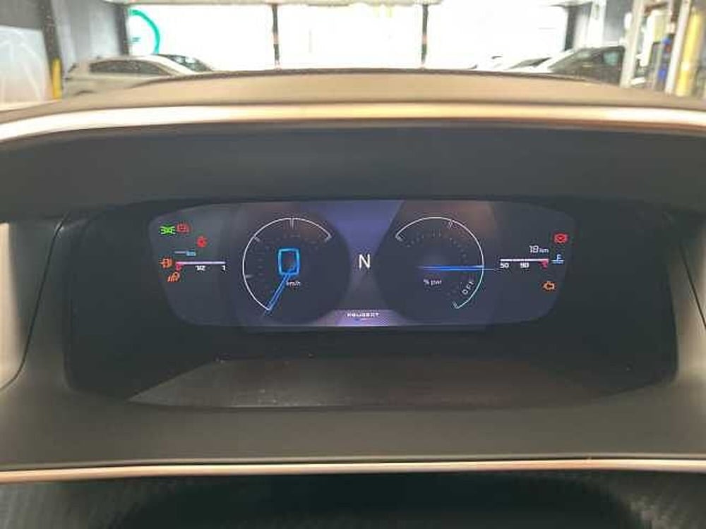 Peugeot 2008 nuova a Ravenna (10)