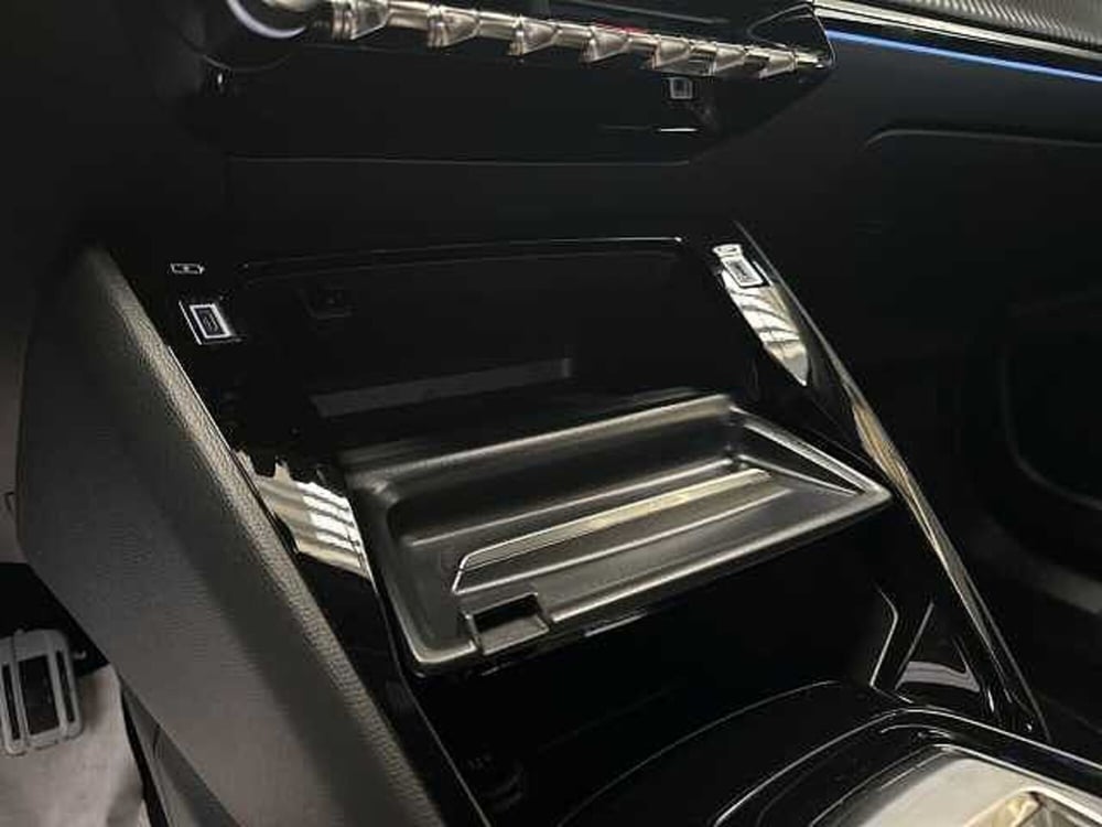 Peugeot 2008 nuova a Ravenna (20)