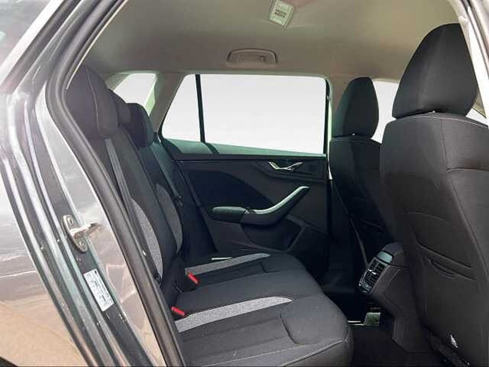 Skoda Kamiq nuova a Grosseto (14)
