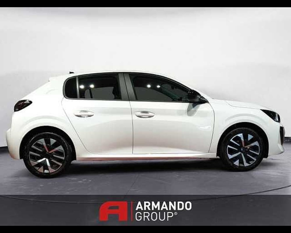 Peugeot 208 nuova a Cuneo (4)