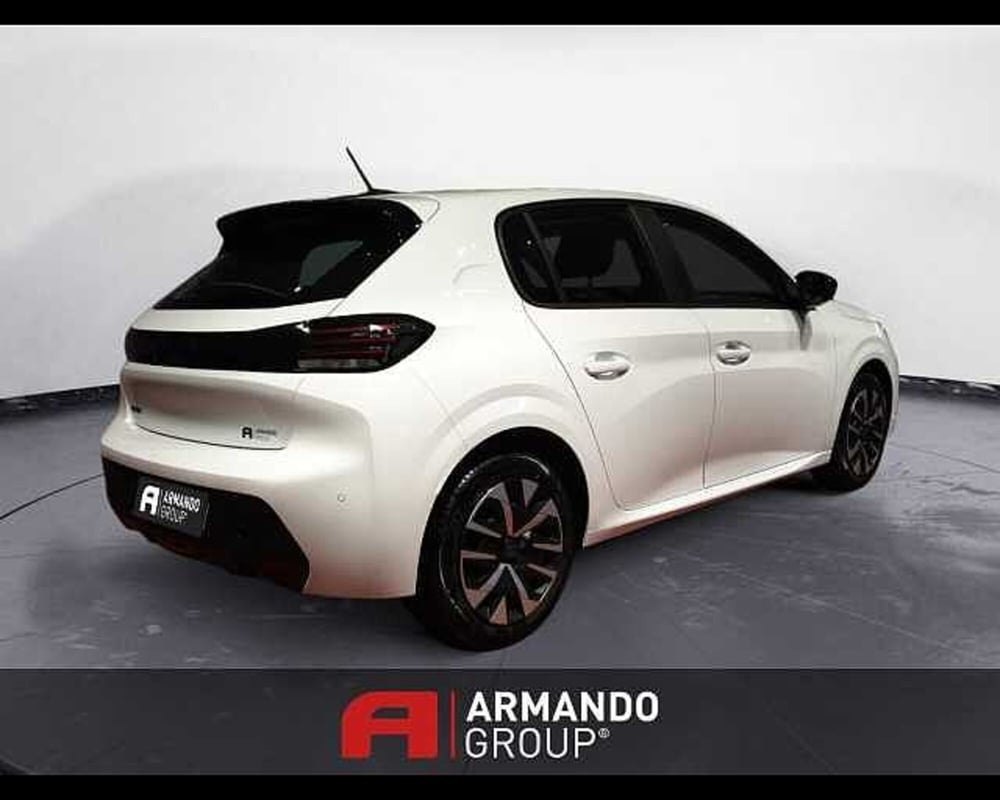 Peugeot 208 nuova a Cuneo (5)