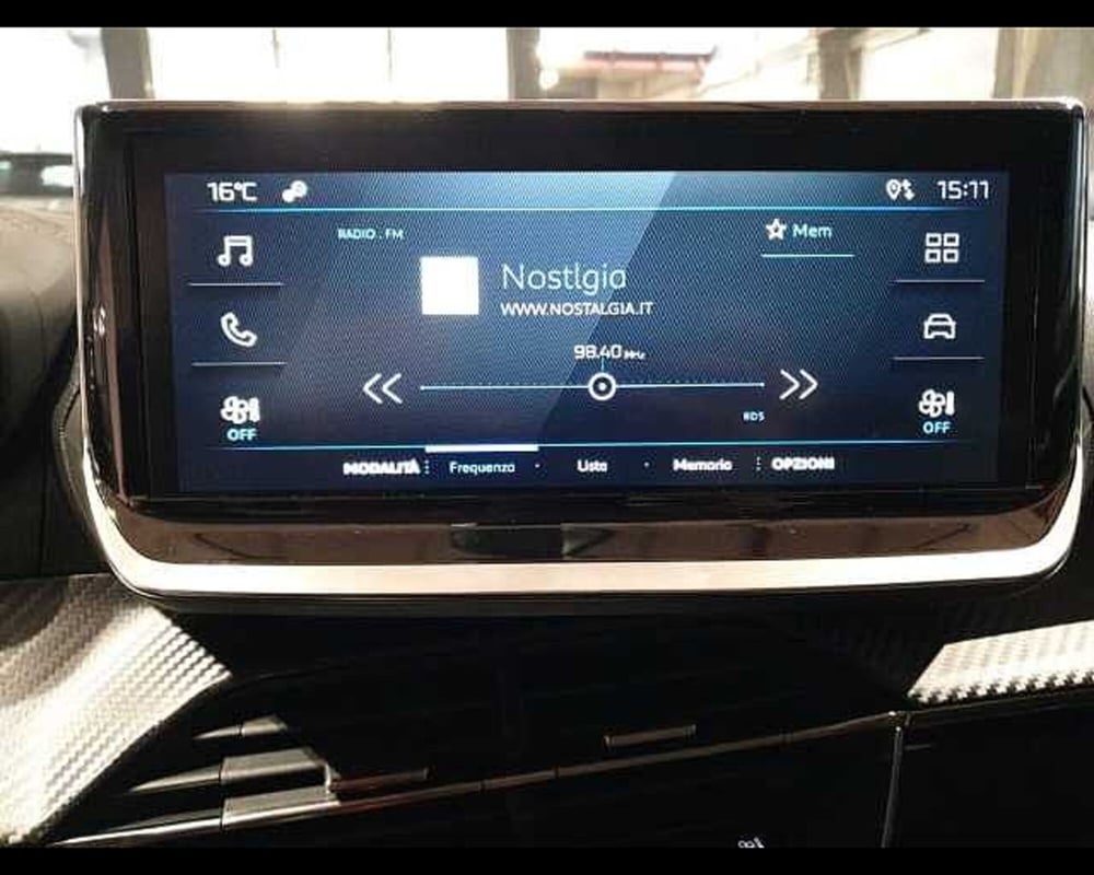Peugeot 208 nuova a Cuneo (18)