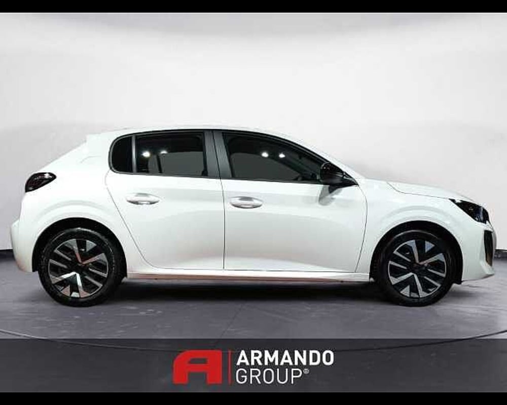 Peugeot 208 nuova a Cuneo (4)